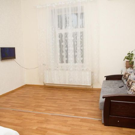 Apartment On Zhukovskogo オデッサ エクステリア 写真
