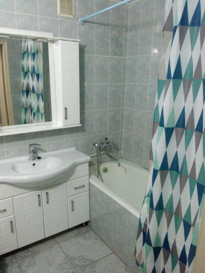 Apartment On Zhukovskogo オデッサ エクステリア 写真