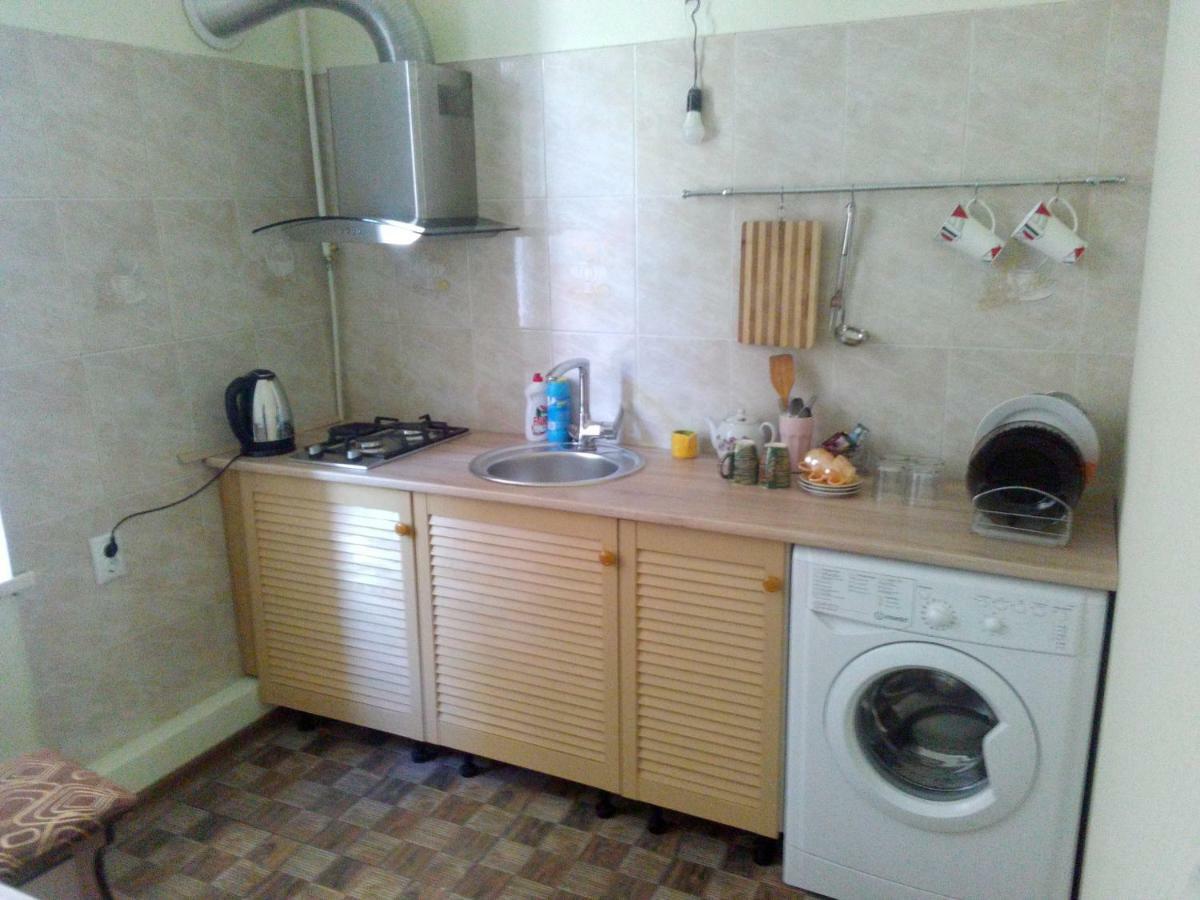 Apartment On Zhukovskogo オデッサ エクステリア 写真
